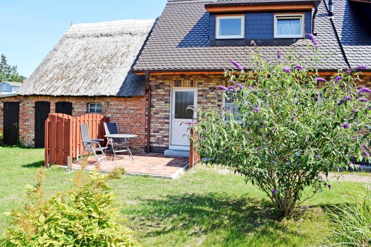 Ferienhaus mit Terrasse am Heideweg Baabe Exterior foto