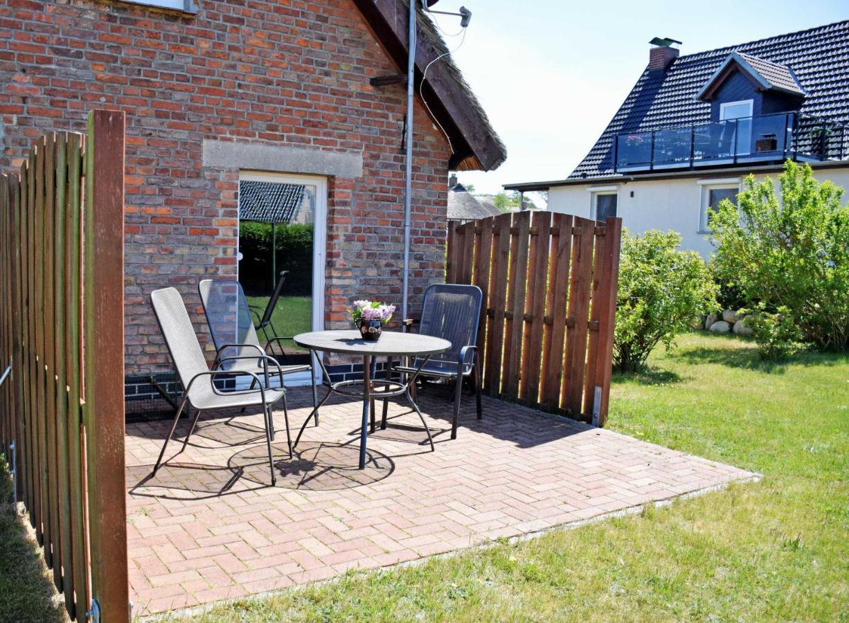 Ferienhaus mit Terrasse am Heideweg Baabe Exterior foto